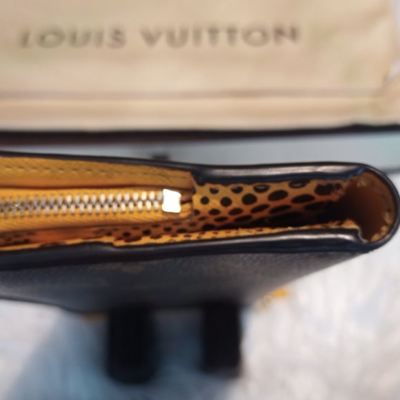 SOLD SOLD  LV x Kusama Waves/Dots Insolite Wallet 2013 (full inclusion) - Picture 5 of 15